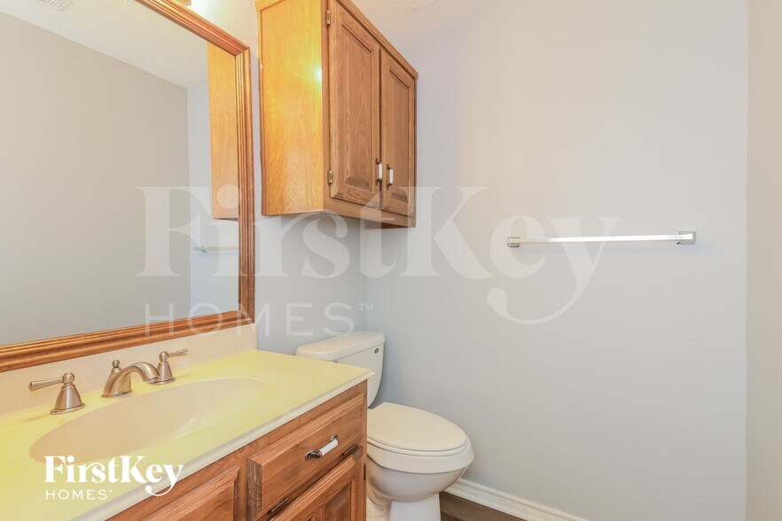 Building Photo - 5302 Deep Canyon Dr