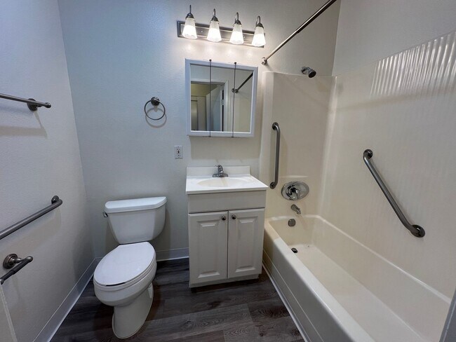 Building Photo - Second Month Free! Welcome Home to La Casa...