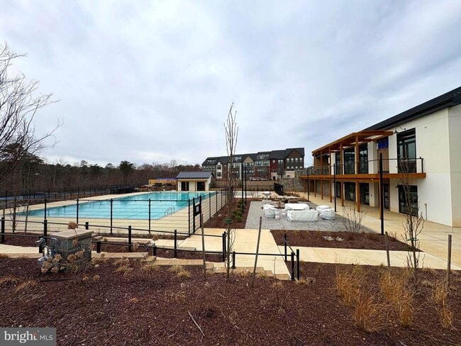 Building Photo - 3289 Watershed Blvd