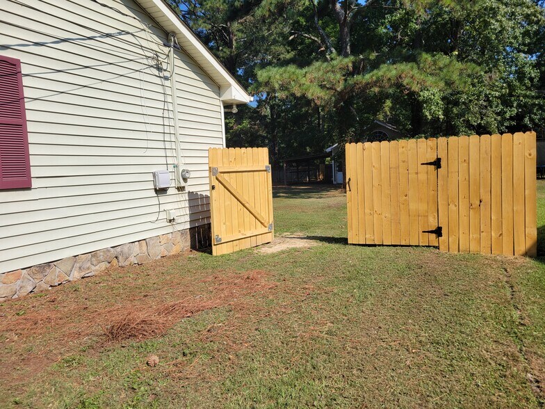 Gate to Backyard - 18 Brown Dr SW
