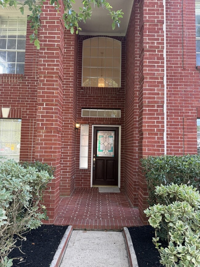 Building Photo - 2317 Orleans Ln