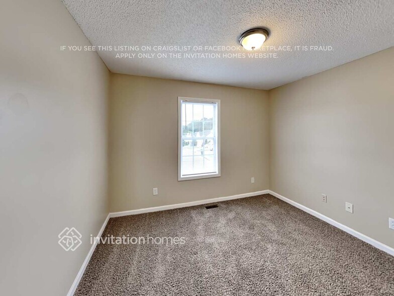 Building Photo - 73 Richmond Dr