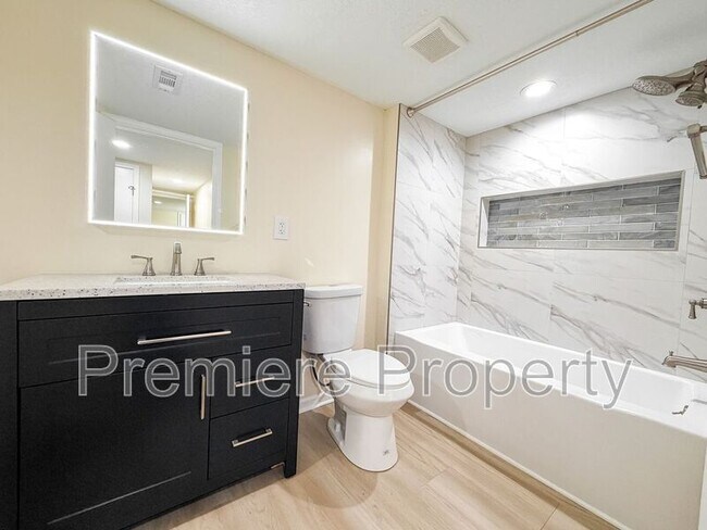 Building Photo - 10411 E 78 Terrace