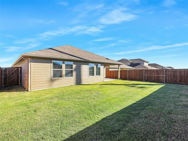 Building Photo - 1704 Skyline Dr