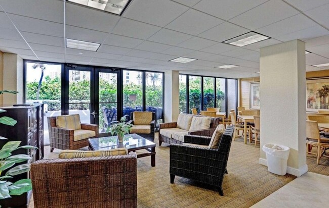 Building Photo - 4200 N Ocean Dr