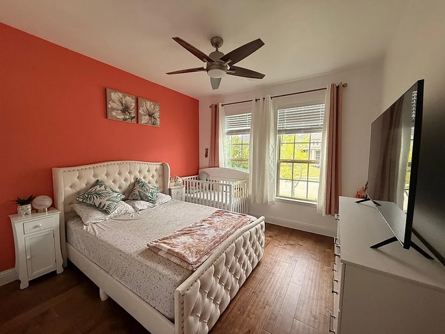 Building Photo - 325 Augusta Ct