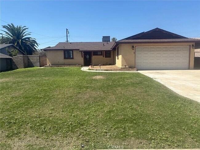 Building Photo - 7936 Dumond Dr