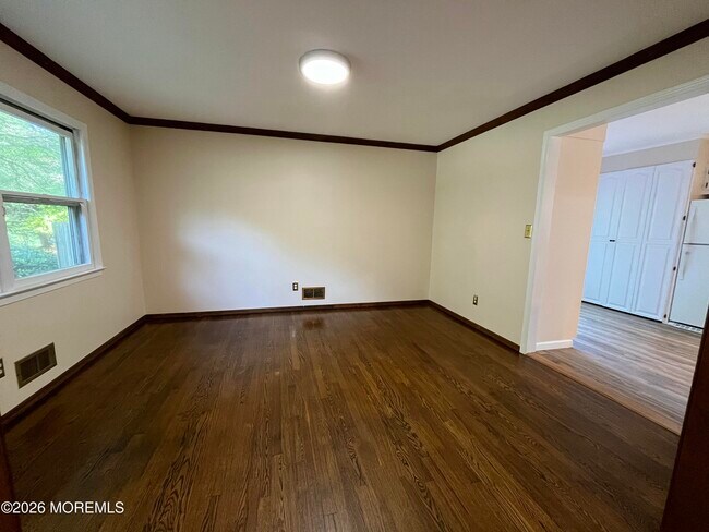 Building Photo - 12 Galewood Dr