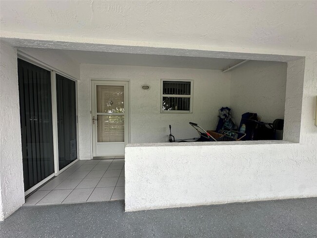 Building Photo - 17801 N Bay Rd