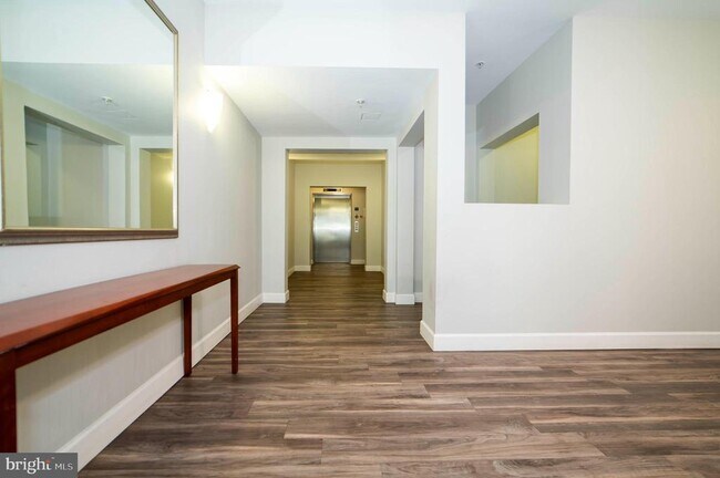 Building Photo - 4191 Lochleven Tr