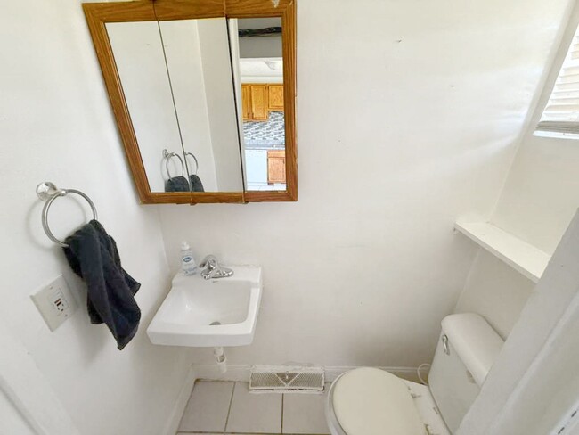 Building Photo - 4889 Banbury Ct