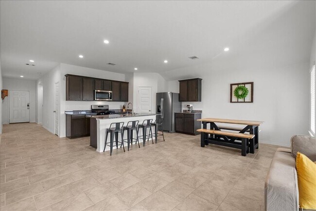 Building Photo - 7503 Cynomys Ct