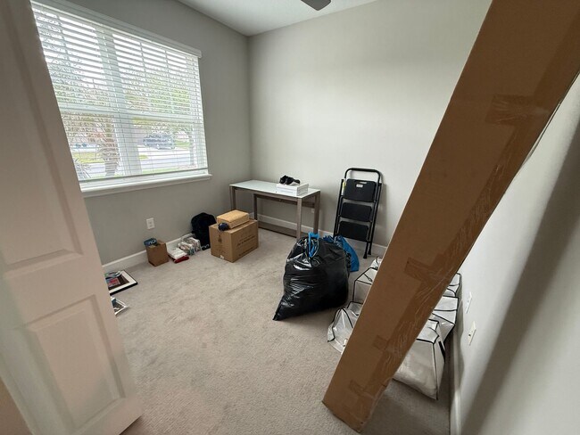 Building Photo - 3 Bedroom/2 Bathroom SFH in Summers Corner AVAILABLE APRIL 6th!