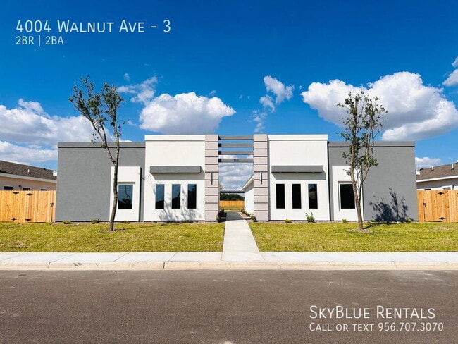 Building Photo - 4004 Walnut Ave