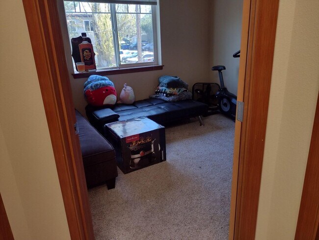 Building Photo - Five Bedroom House for Rent in Bellingham-...