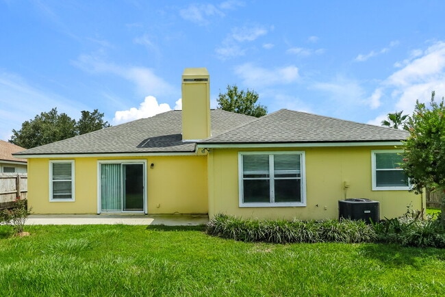 Building Photo - 1662 Sugarpine Drive