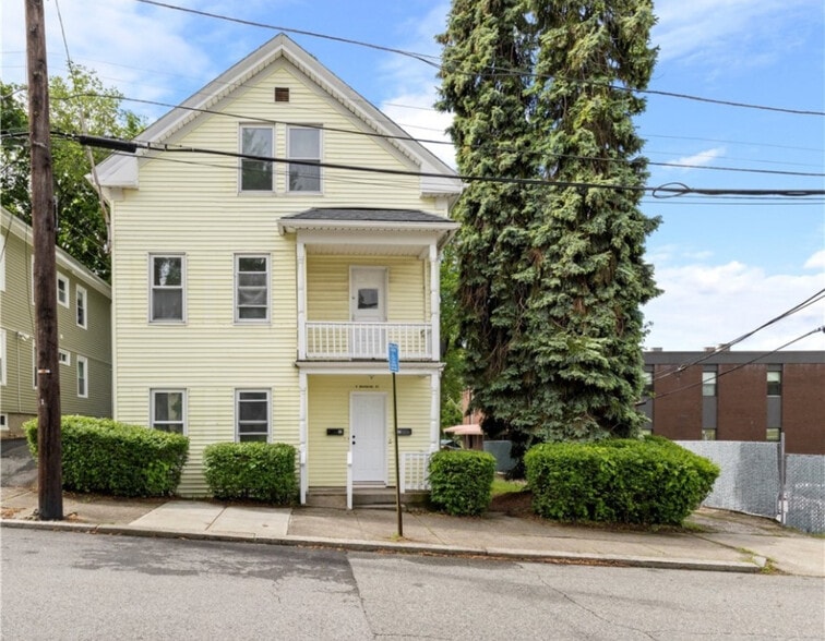 Building Photo - 9 Woodbine St