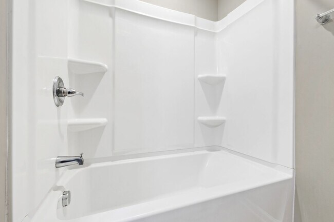 Building Photo - Modern Elegance in Brightleaf: 3-Bedroom Townhouse with Amenities Galore