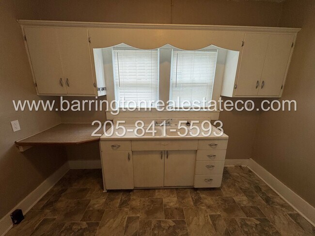 Building Photo - 8202 4th Ave S