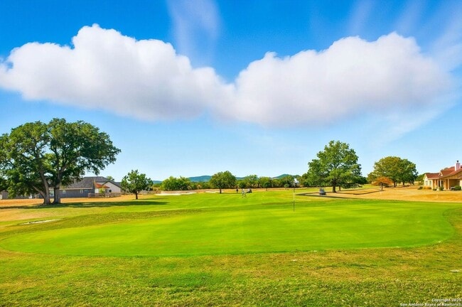 Building Photo - 418 Tawny Oak Cir