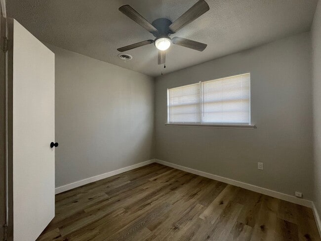 Building Photo - 3222 Auburn Ave
