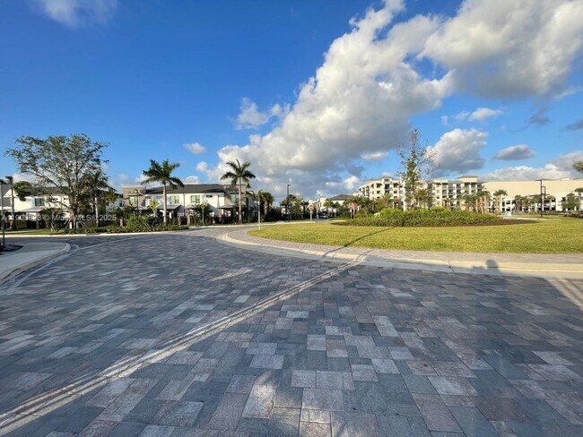 Building Photo - 8366 NW 7th Ct