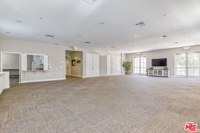 Building Photo - 5603 Kate Way