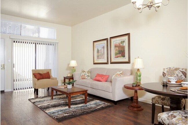 Interior Photo - 300 - 330 Parker Avenue in Rodeo