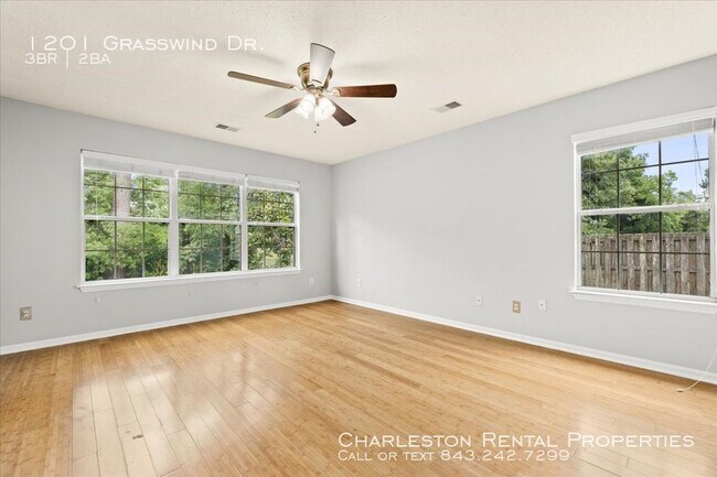 Building Photo - 1201 Grasswind Dr