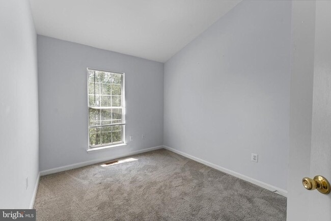 Building Photo - 2204 Commissary Cir