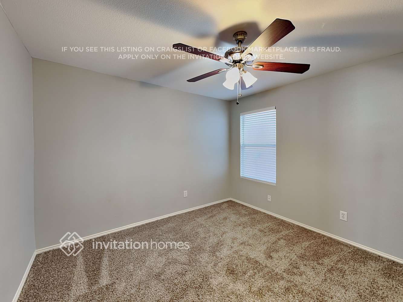 Building Photo - 825 Poncho Ln