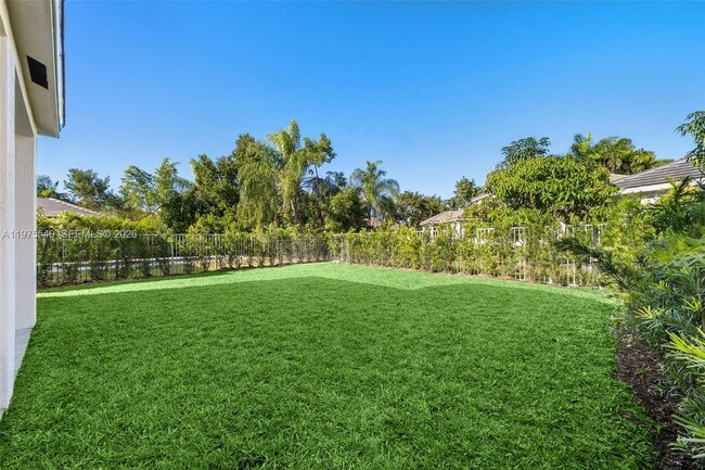 Building Photo - 1077 Golden Cane Dr