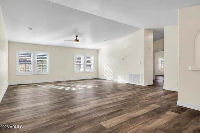 Building Photo - 34380 Cholla Dr