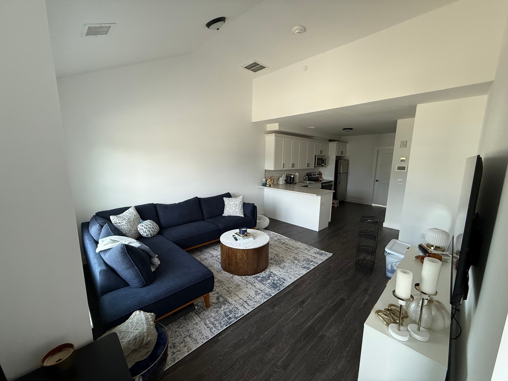 living room - 68 Park Ave