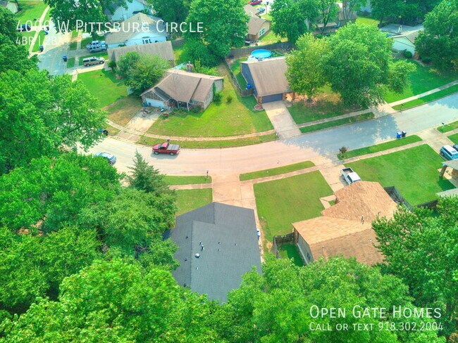Building Photo - 4000 W Pittsburg Cir