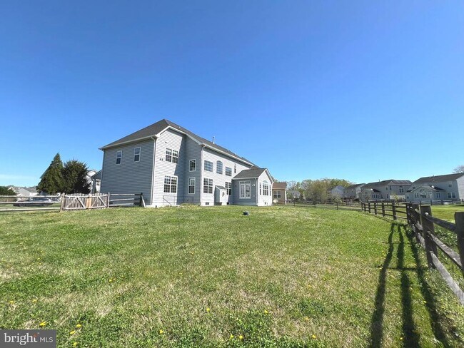 Building Photo - 11705 Hopyard Drive