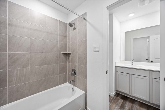 Building Photo - 510 Belle Spgs Ln