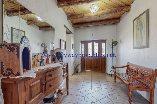 Building Photo - Belen 4 Bedroom Home