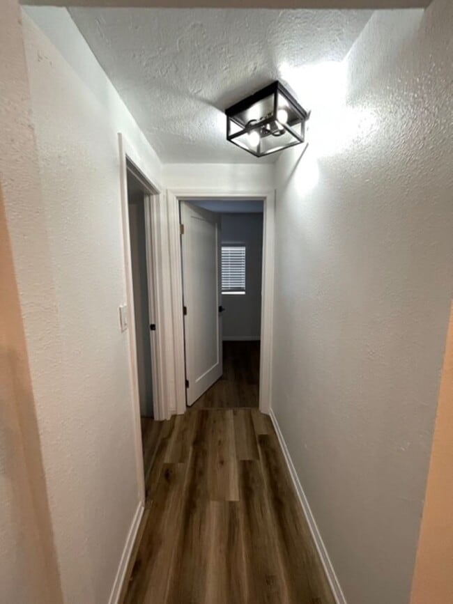 Building Photo - South 2nd- 4 Bed 2 Bath Remodeled Home in El Cajon!