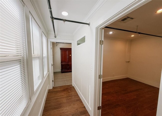 Building Photo - 1120 NW 51st St