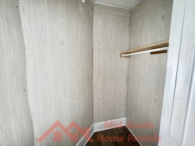 Building Photo - 3592 Vivia Ave