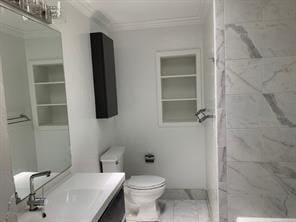 Building Photo - 6421 Lake Cir Dr