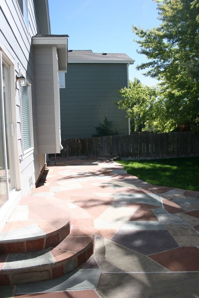 Building Photo - 10748 Appaloosa Ct