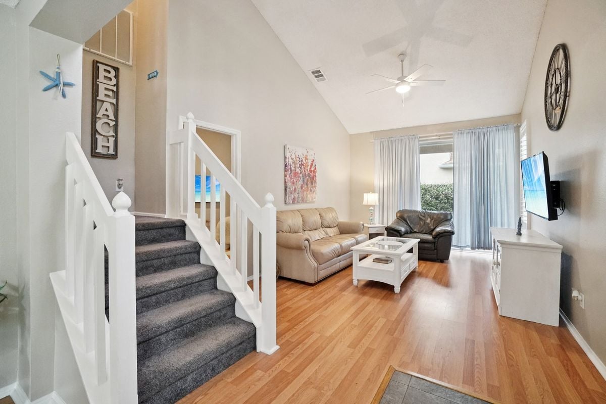 Building Photo - 2243 Andover Cir