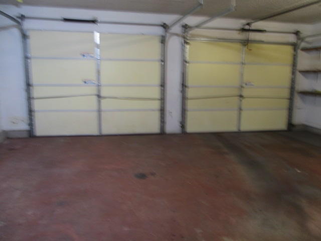 Building Photo - 313 Somerset Dr