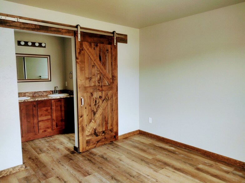 Building Photo - 1383 Destiny Ln