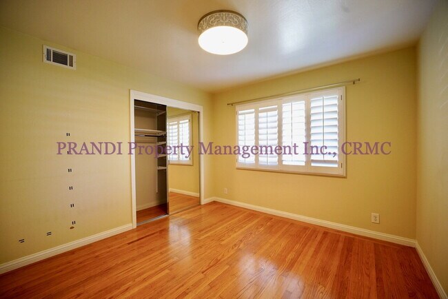 Building Photo - Lovely 3 Bedroom Mariner Cove House Coming...