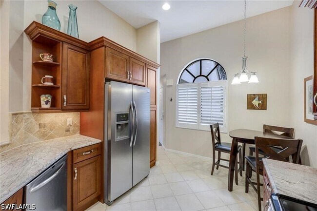 Building Photo - 6555 Valen Way