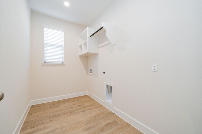 Building Photo - Welcome to Your brand new 3 bed 2 Bath Hom...