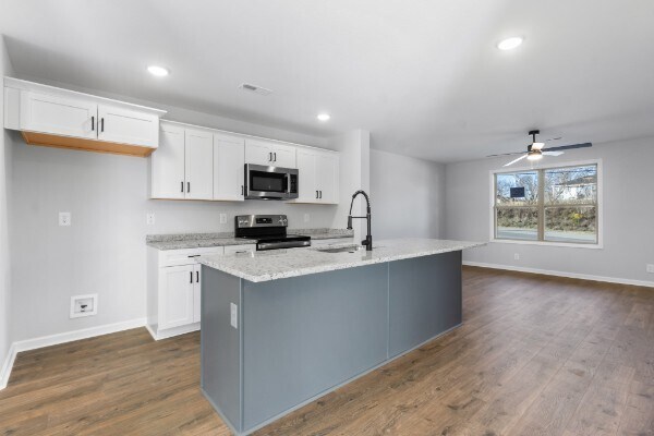 Kitchen (with fridge) - 704 Crossland Ave